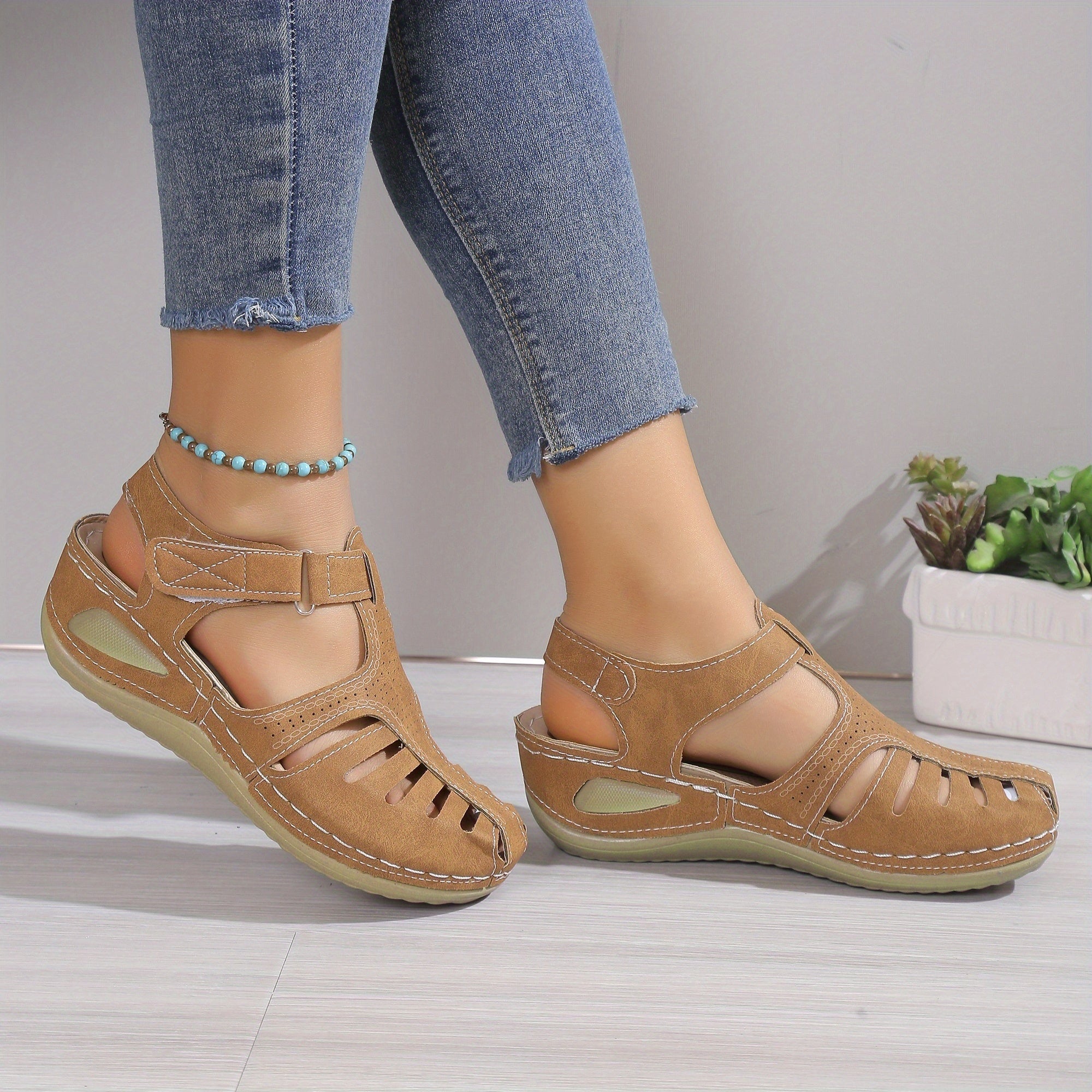 Leni™ – Comfort Sandals with Gentle Elevation