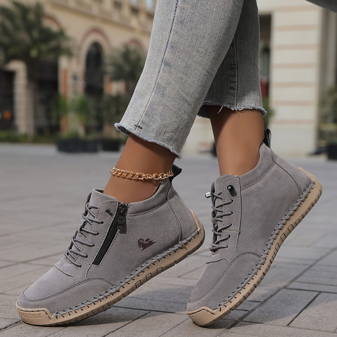 Mila™ – Comfortable orthopedic Sneakers + Zipper