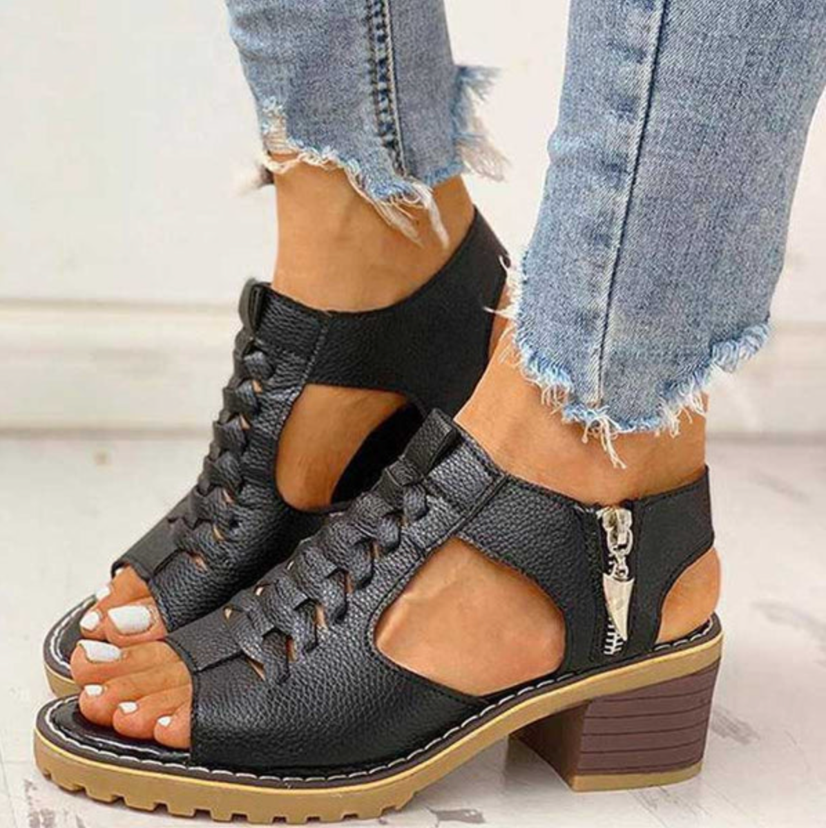 Ouida | Elegant Sandals