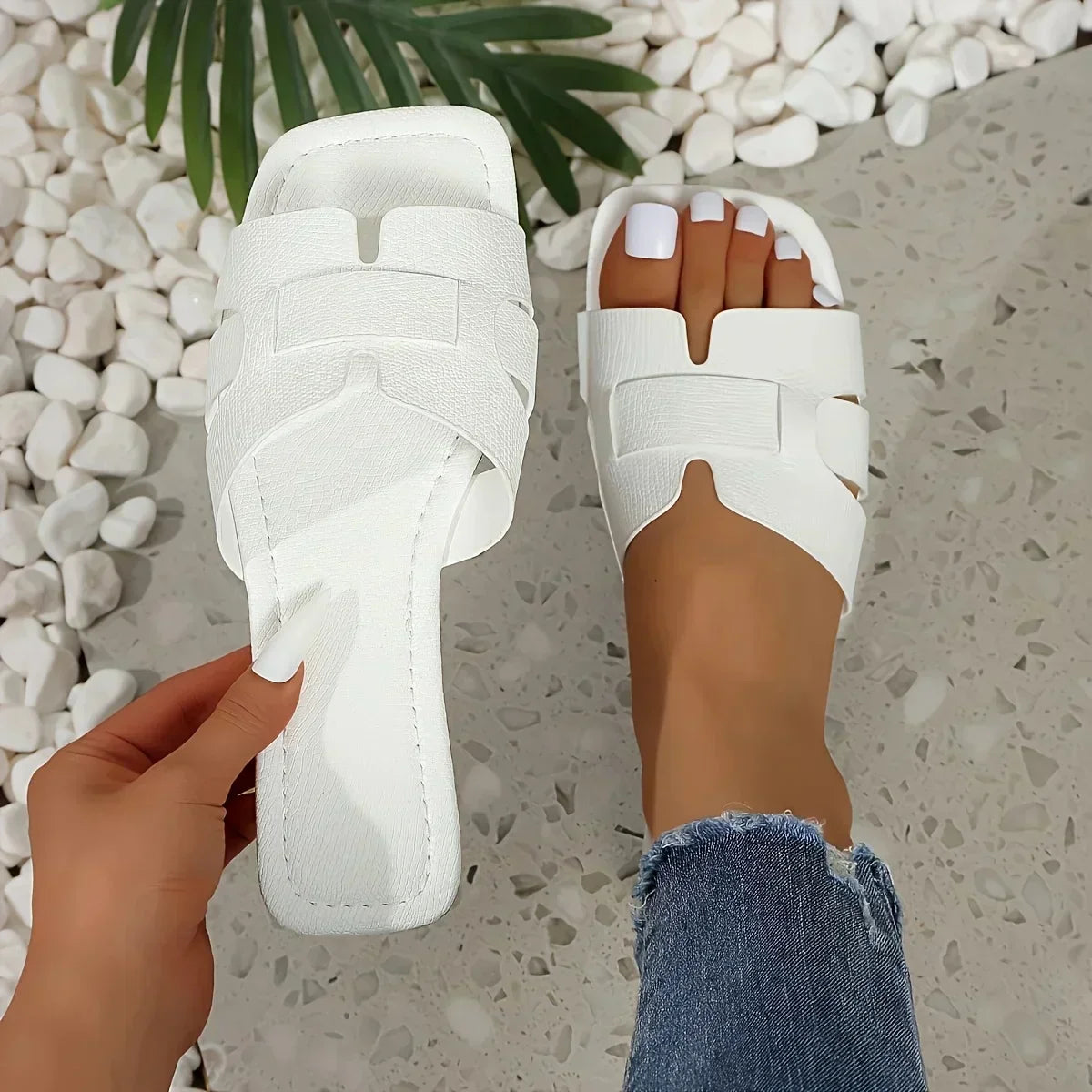 Valencia - Slides Sandals