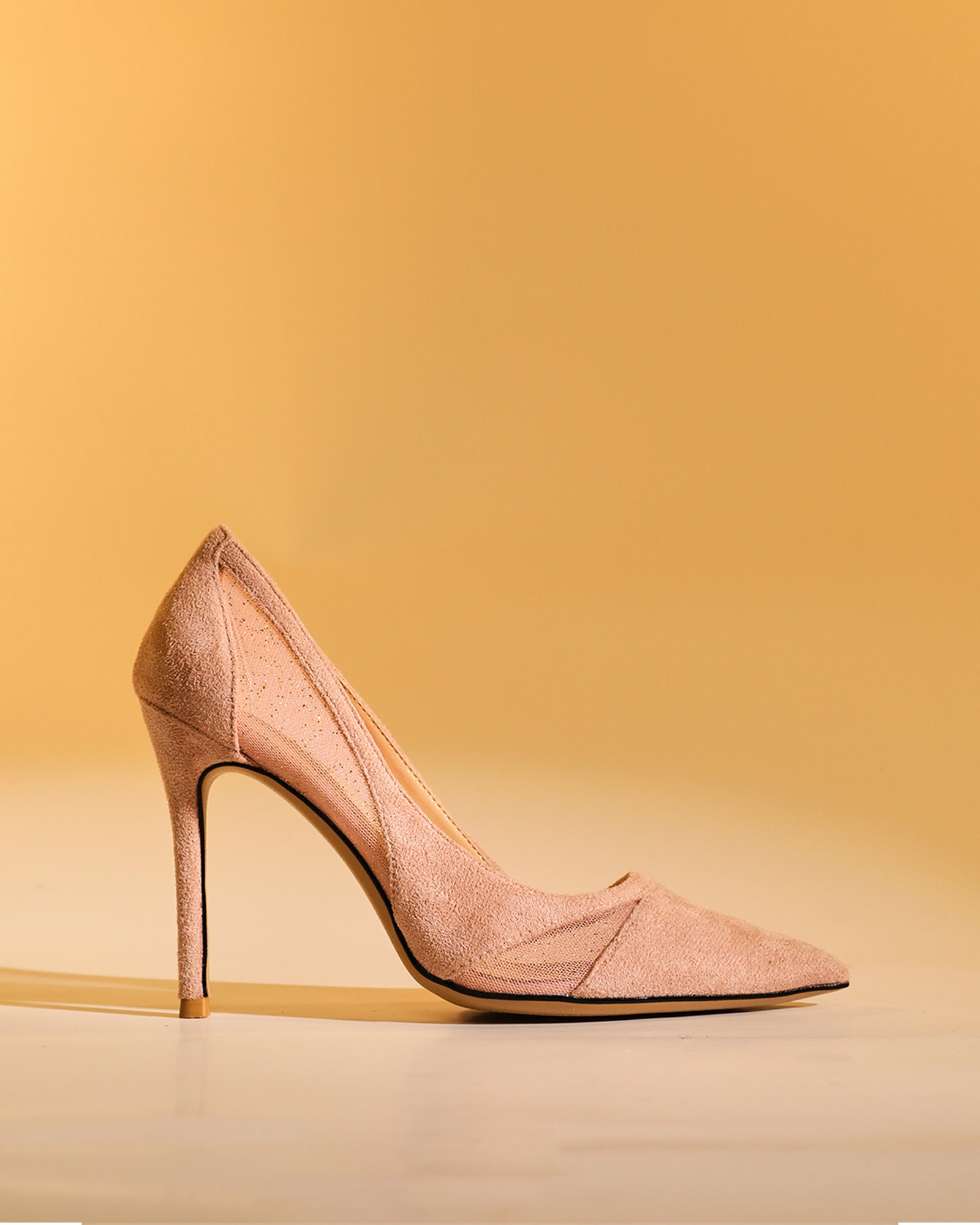Varda Mesh Panel Pumps In Pink